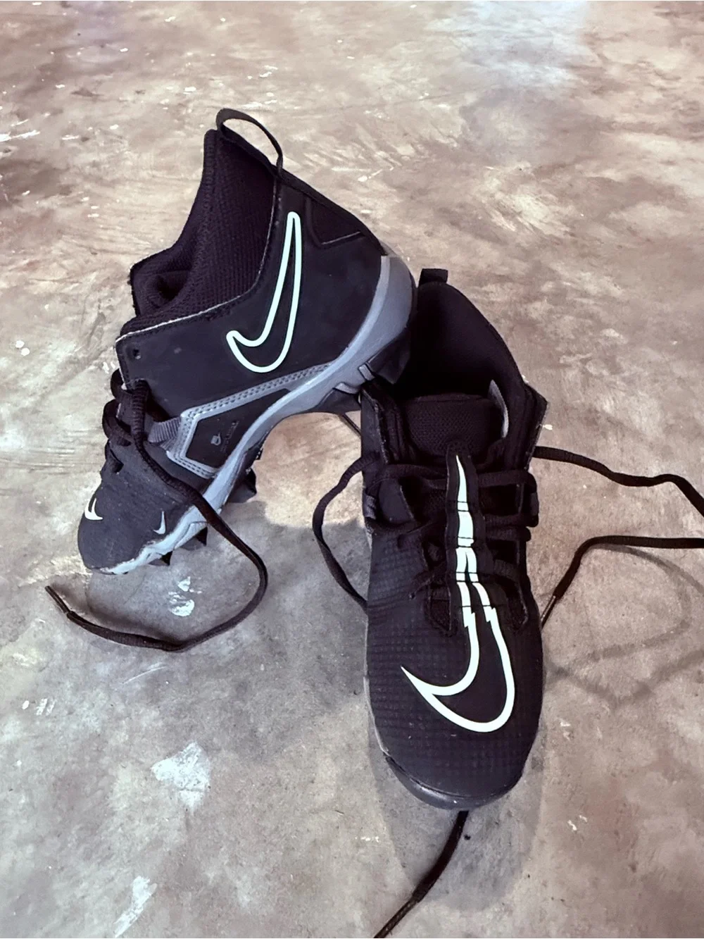 Nike Black Athletic Training Shoes with White Swoosh
